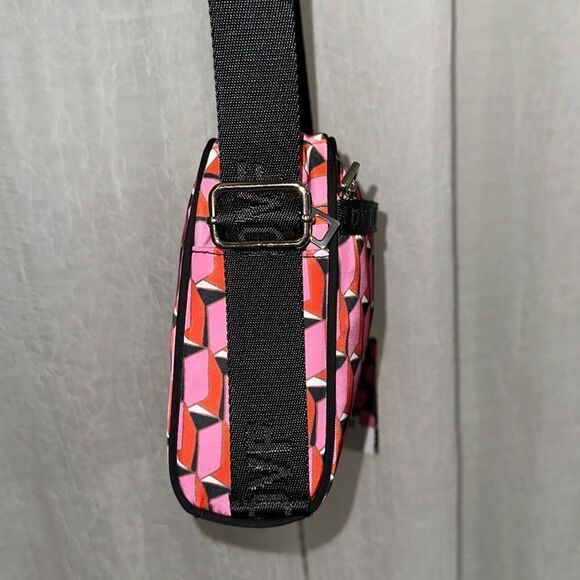 DVF x Target Modern Geo Black Pink Red Navy White Nylon Camera Crossbody Bag - Picture 5 of 13